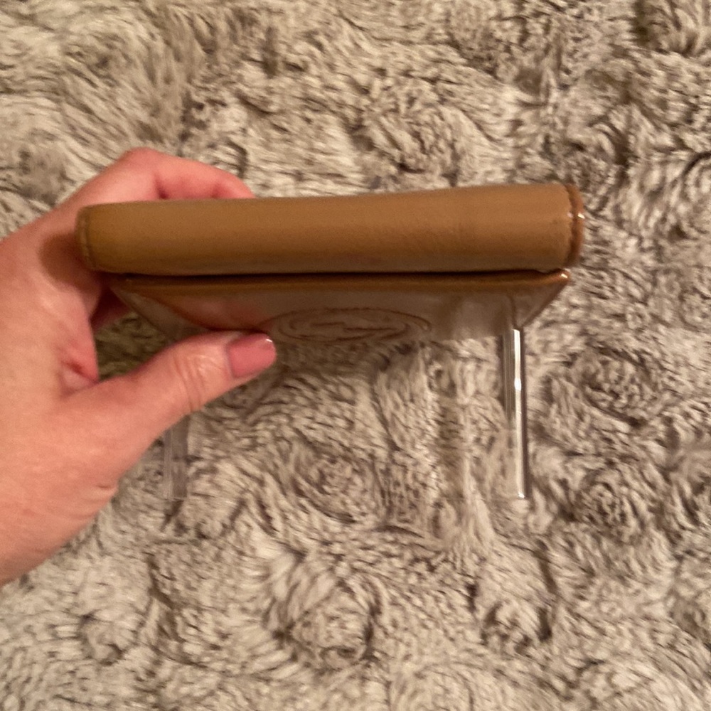 Gucci Tan Leather Wallet - Picture 11 of 12
